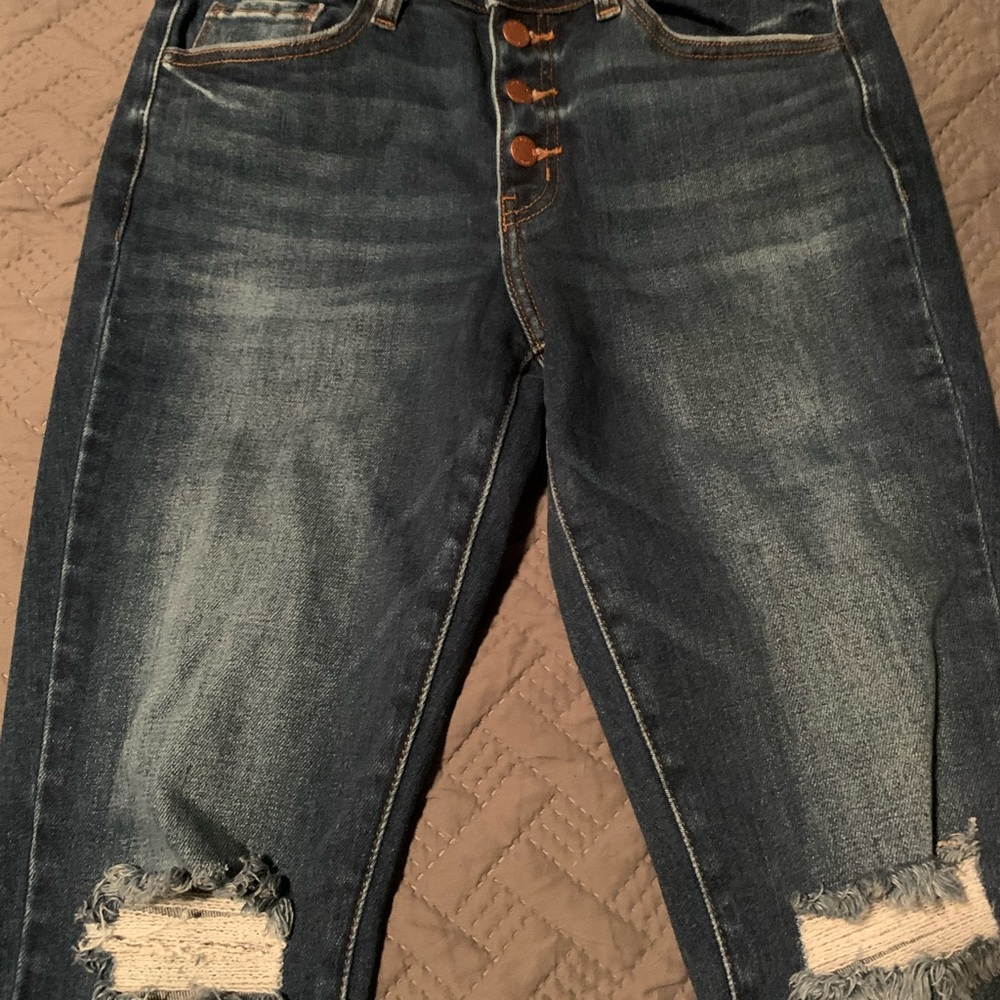 Kan Can Sz 28 high waist 4 button skinny jeans